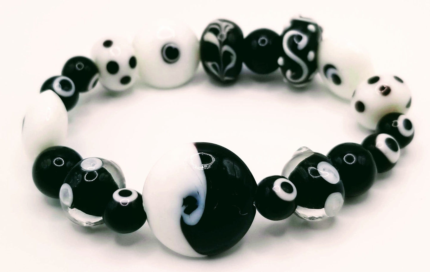 Handcrafted Jewelry By Teri C Beaded Bracelet Black & White Yin/Yang Symbol Bracelet